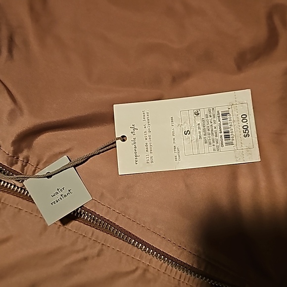 NWT a new day puffer coat - Picture 3 of 4